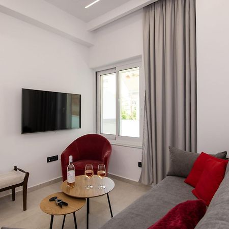 Cherry Central Luxury Suites Ханья Экстерьер фото