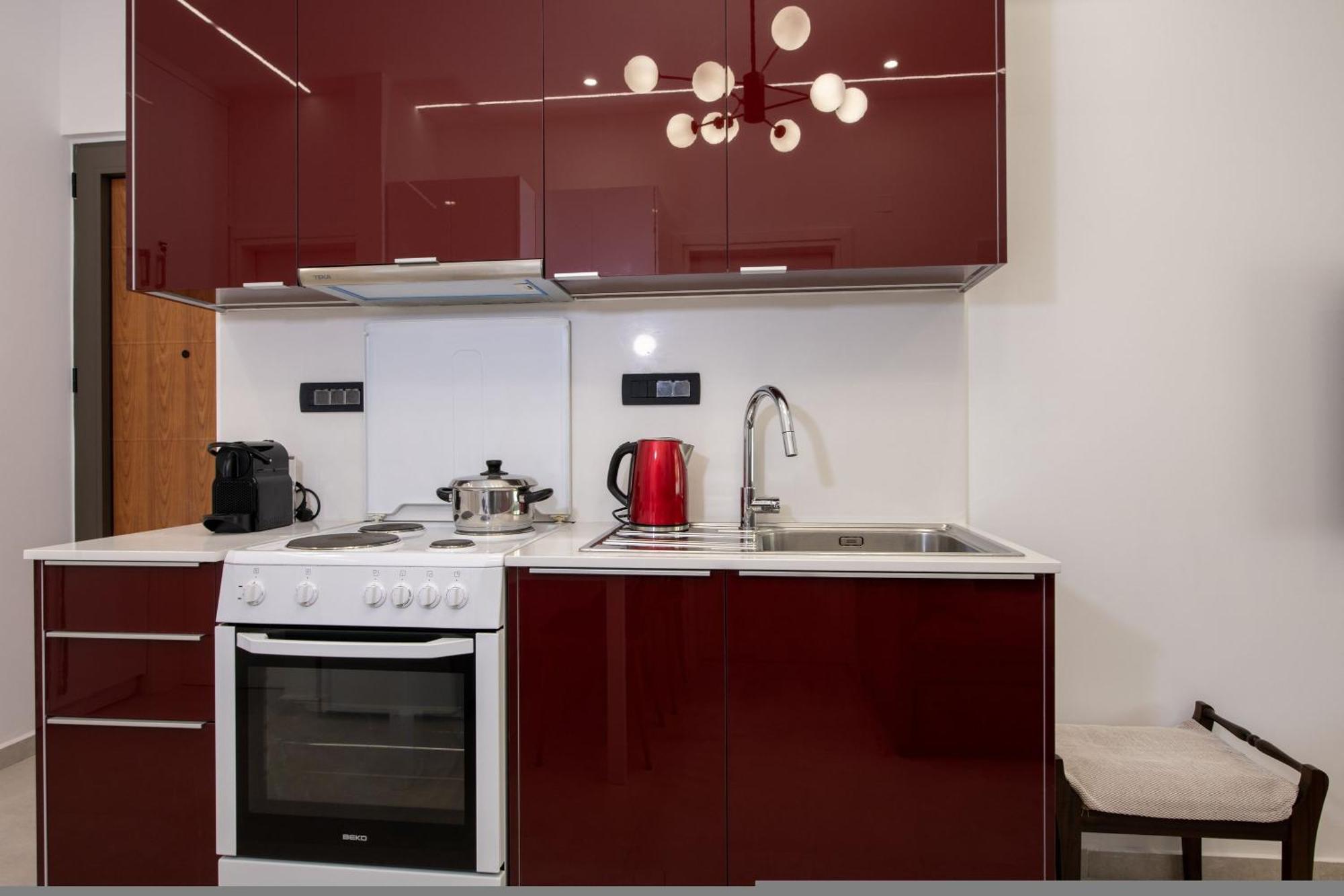 Cherry Central Luxury Suites Ханья Экстерьер фото