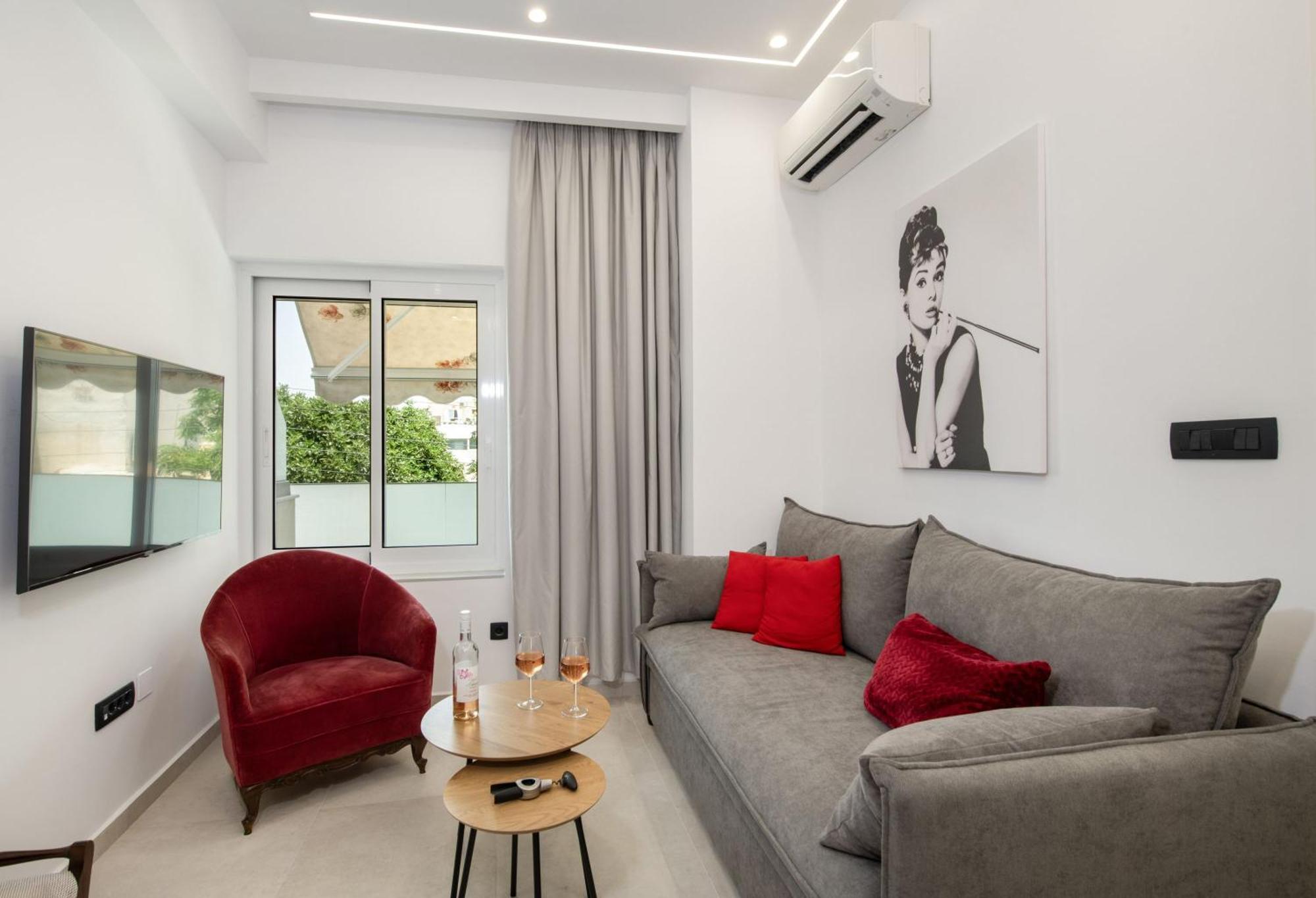 Cherry Central Luxury Suites Ханья Экстерьер фото