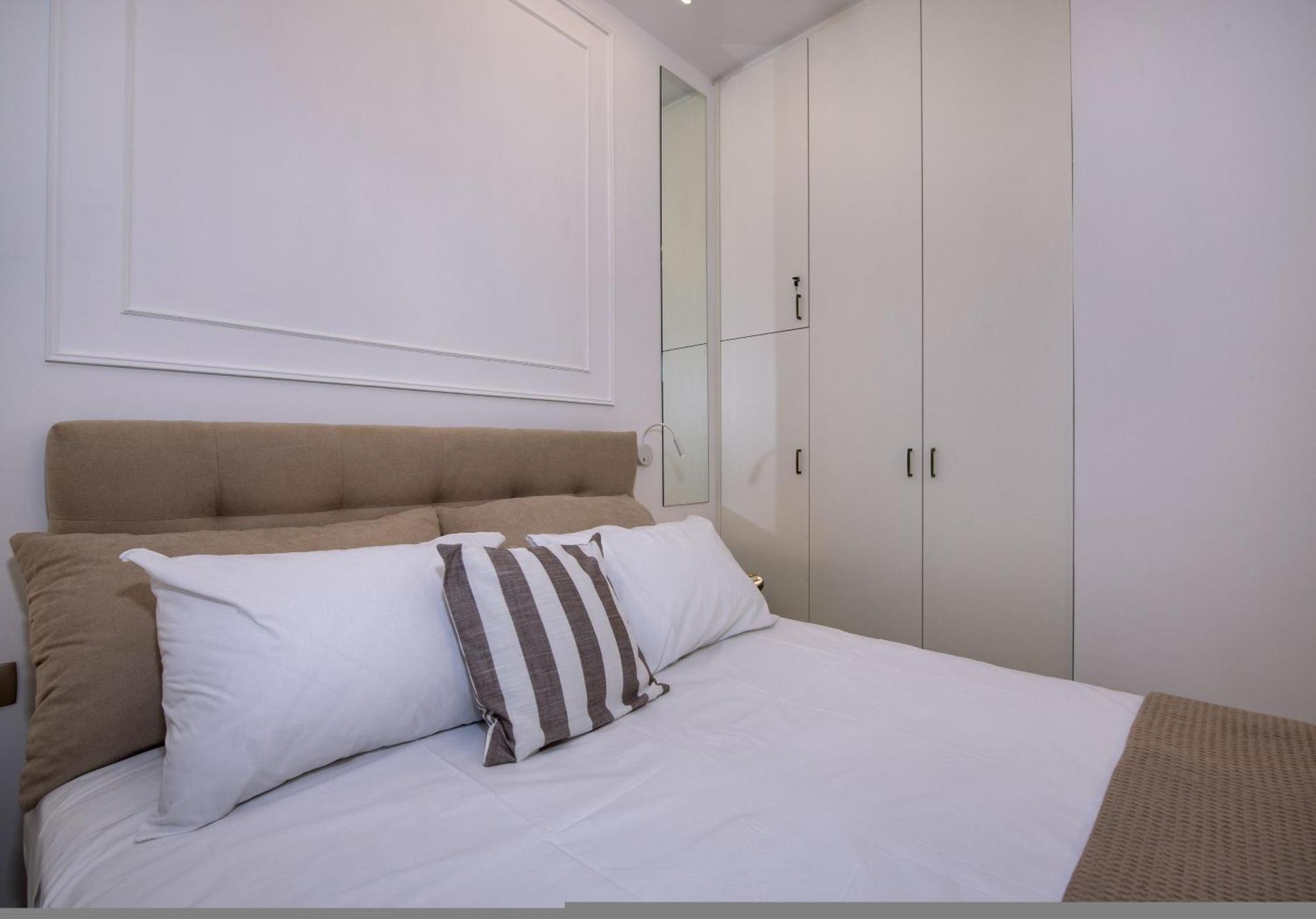 Cherry Central Luxury Suites Ханья Экстерьер фото