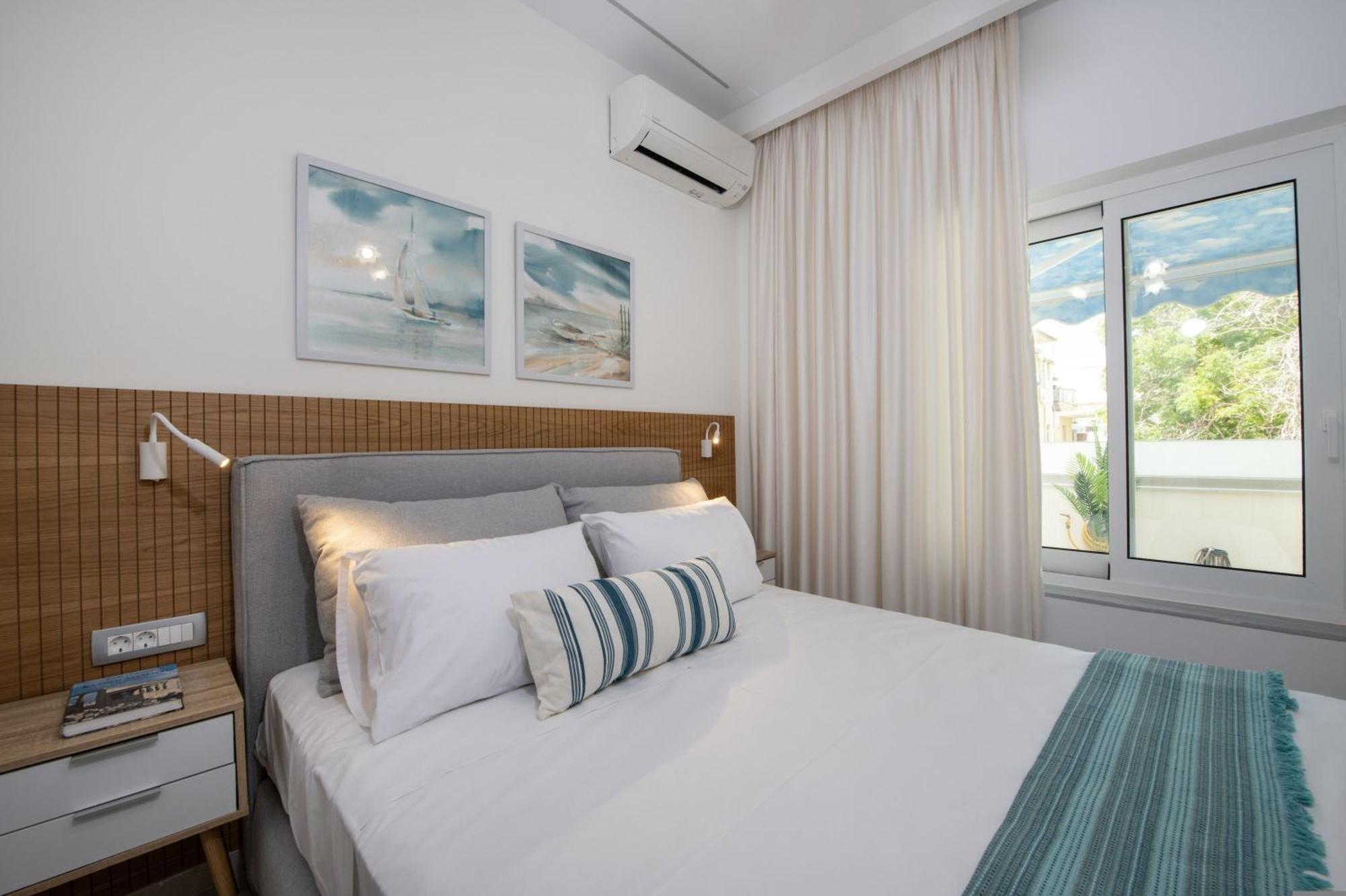 Cherry Central Luxury Suites Ханья Экстерьер фото
